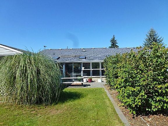 3rd image of 810 135th St S