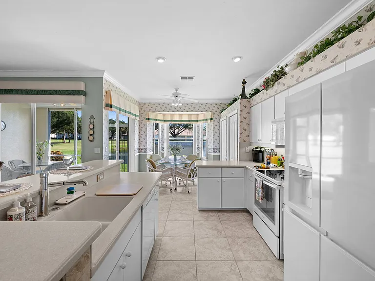 20606 Candlewood Holw — Photo 16