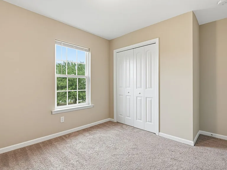 409 Olde Ivey Sq #344 — Photo 25