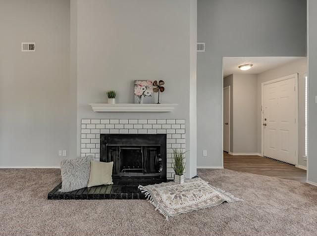 La Prada Place (new) Apartment Rentals - Dallas, TX | Zillow