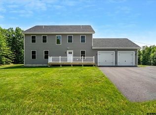 603 Clough Hill Rd, Loudon, NH 03307