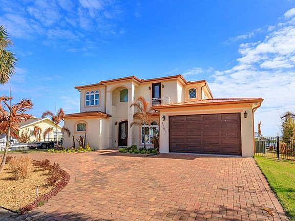 2nd image of 1201 S Riverside Dr