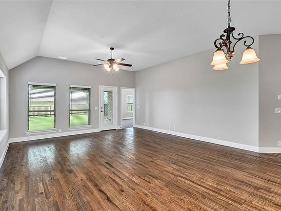 3rd image of 6220 Painswick Dr