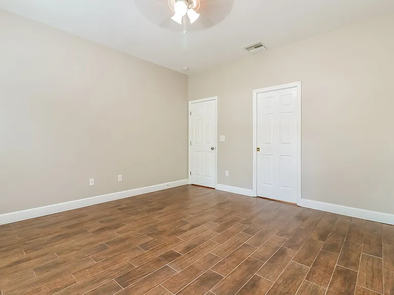742 Star Pointe Dr — Photo 9