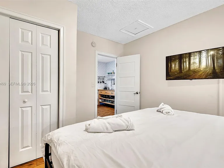 1826 NW South River Dr — Photo 40