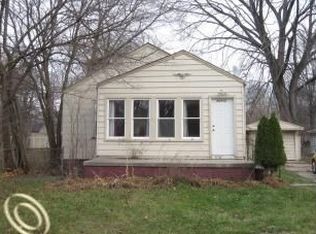 20958 Negaunee St, Southfield, MI 48033