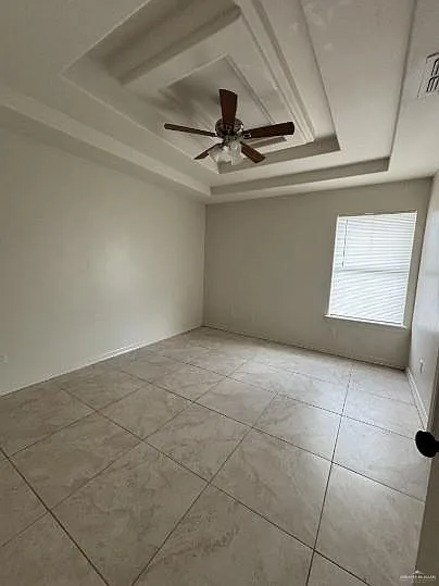2503 E Franklin Ave #5 — Photo 5