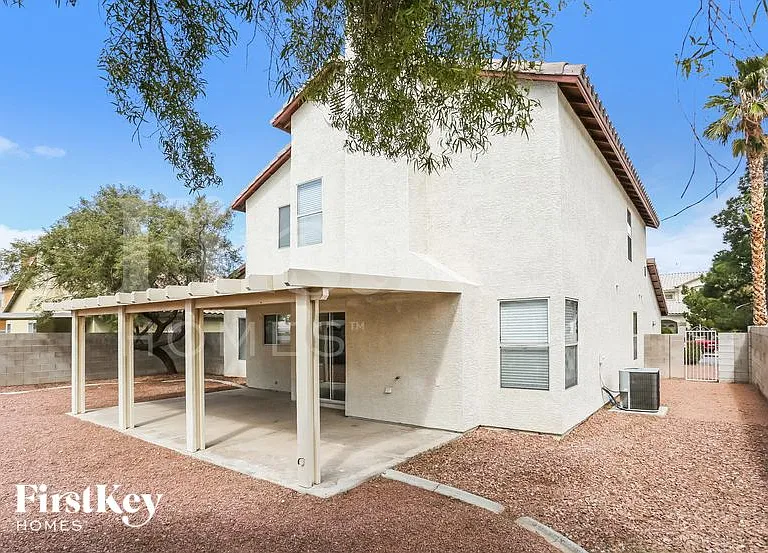 4333 Matinee Ave — Photo 15