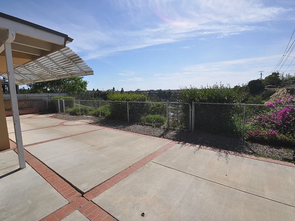 5607 Dorothy Way