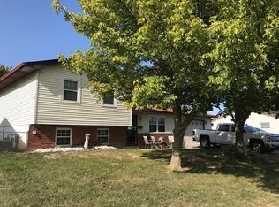 632 Crescent Dr, West Jefferson, OH 43162