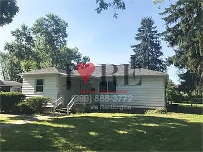 1823 Ward Rd — Photo 1