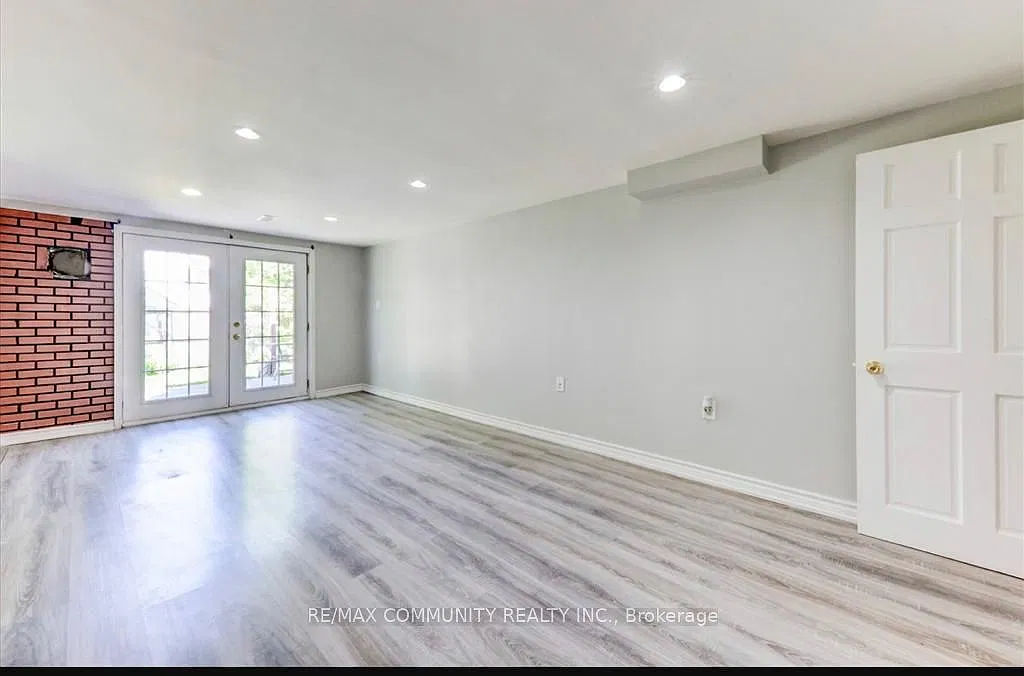 2 bed, $1,600 — Photo 4