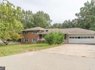 931 Rockbridge Rd, Norcross, GA 30093