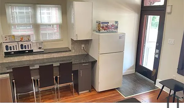 1240 Harrison St — Photo 2