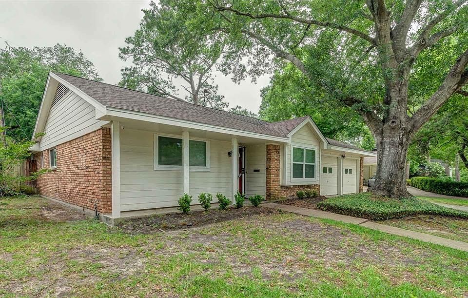 1st image of 5319 Poinciana Dr