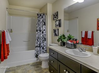 17249 SE Blackburn St #17249, Damascus, OR 97089