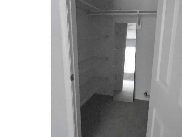 114 Andover Pl — Photo 9