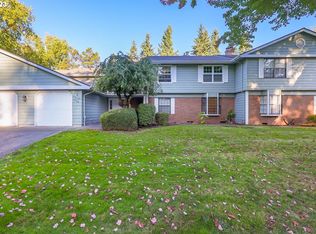 526 SW Eastman Pkwy, Gresham, OR 97080