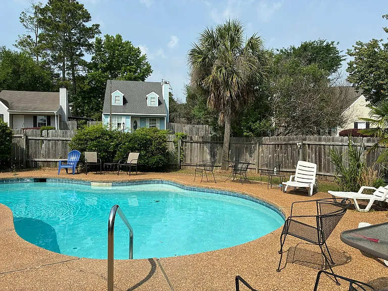 Pool and Club House