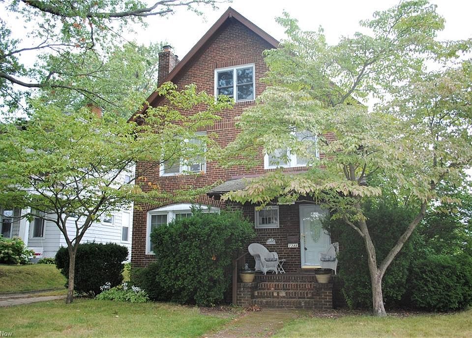 1st image of 1348 Summit Ave