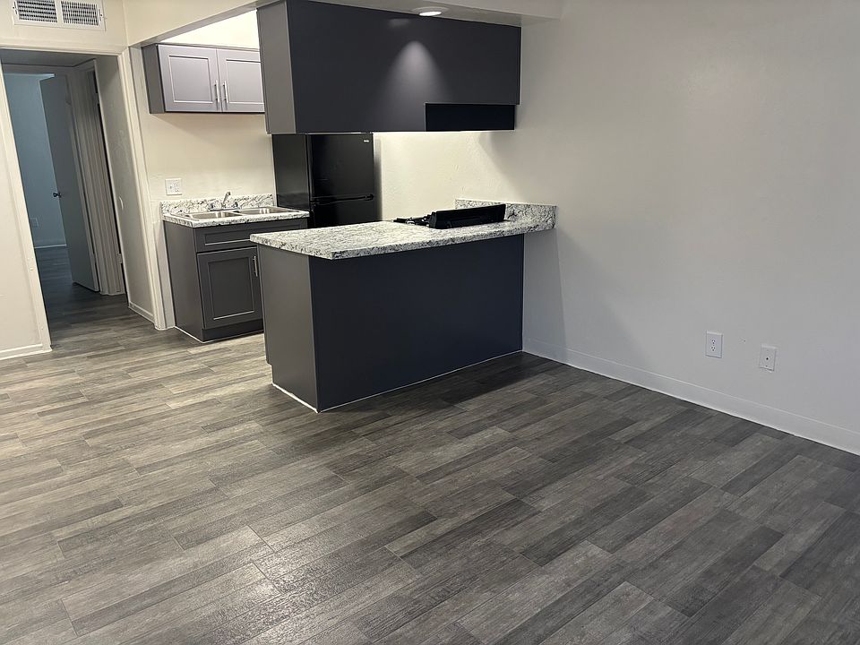 1st image of 4001 W Camelback Rd #D263a55cf