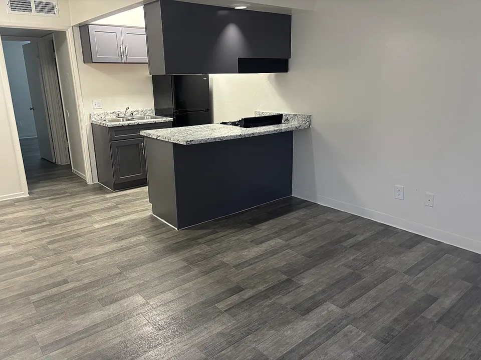 The Residences At Camelback West