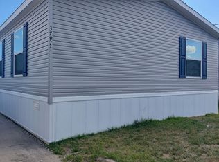 37974 Bronson Dr #590, Clinton Township, MI 48036