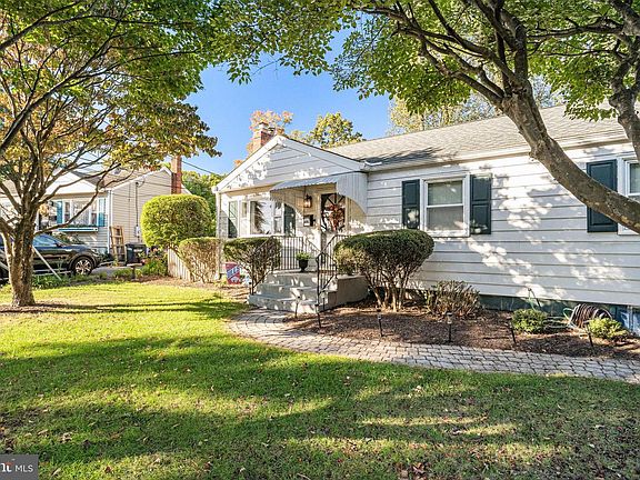 2nd image of 4132 Addison Rd