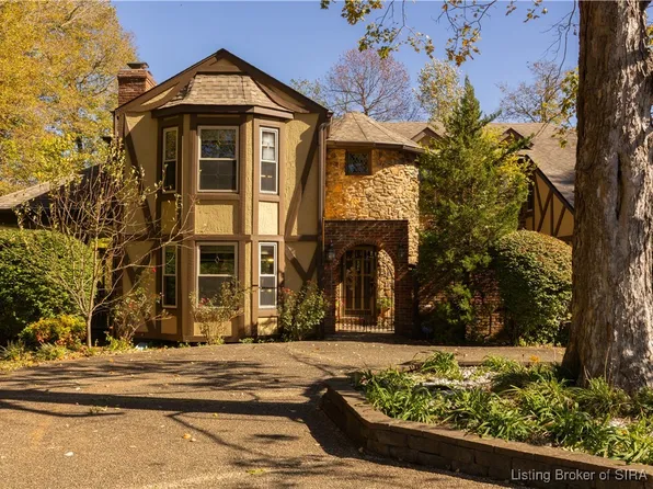 261 Indian Hills Drive NE, Corydon, IN 47112