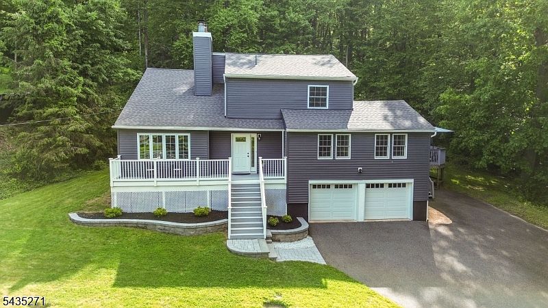 1st image of 63 Mountainside Dr