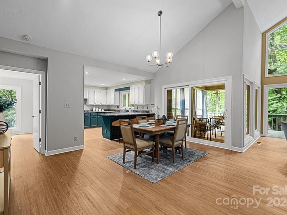2nd image of 7515 Pewter Ln