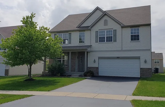 1813 Wild Rose Trl photo 1