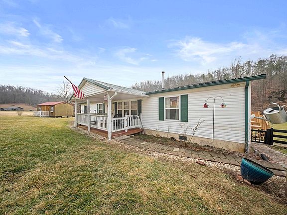 4th image of 6112 Wilson Creek Rd