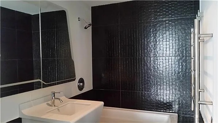 Rented by Avenue Sotheby's International Realty | media 43