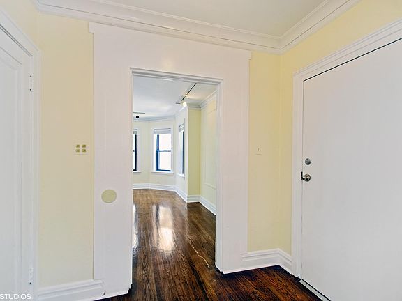 2nd image of 6135 N Talman Ave #1