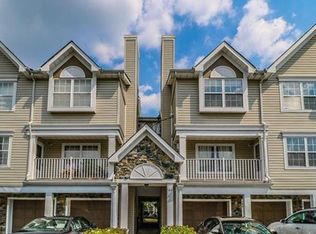 106 Prestwick Way, Edison, NJ 08820