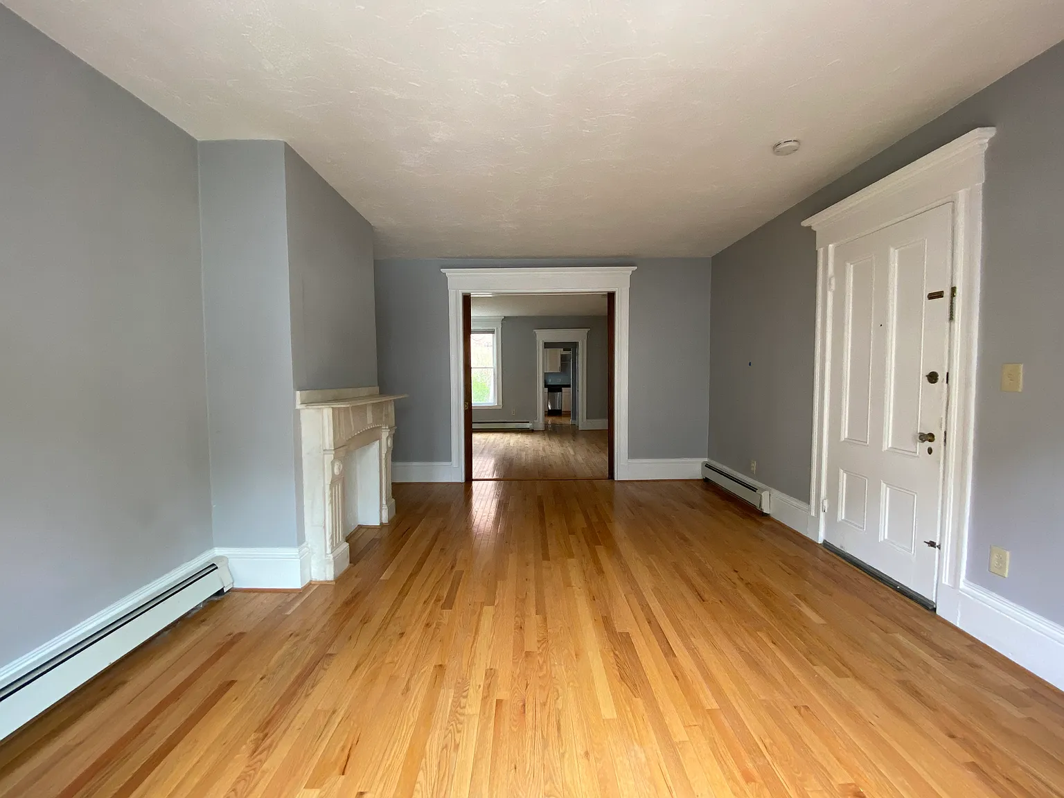 1 bed, 800 sqft, $3,250 — Photo 2