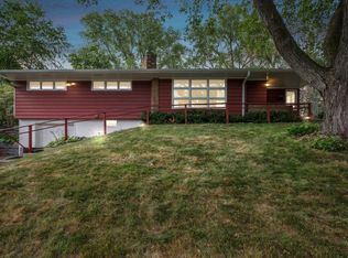 2110 Perry Ave N, Golden Valley, MN 55422