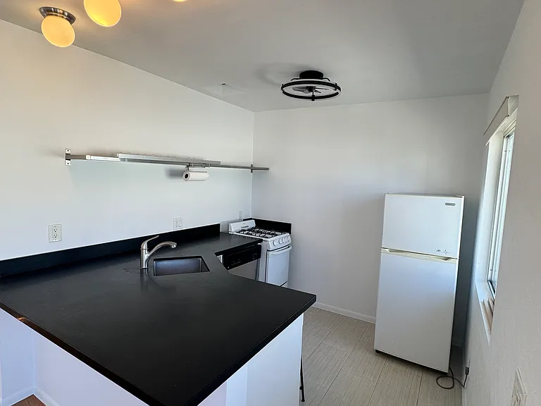 4106 Warner Blvd #D — Photo 5