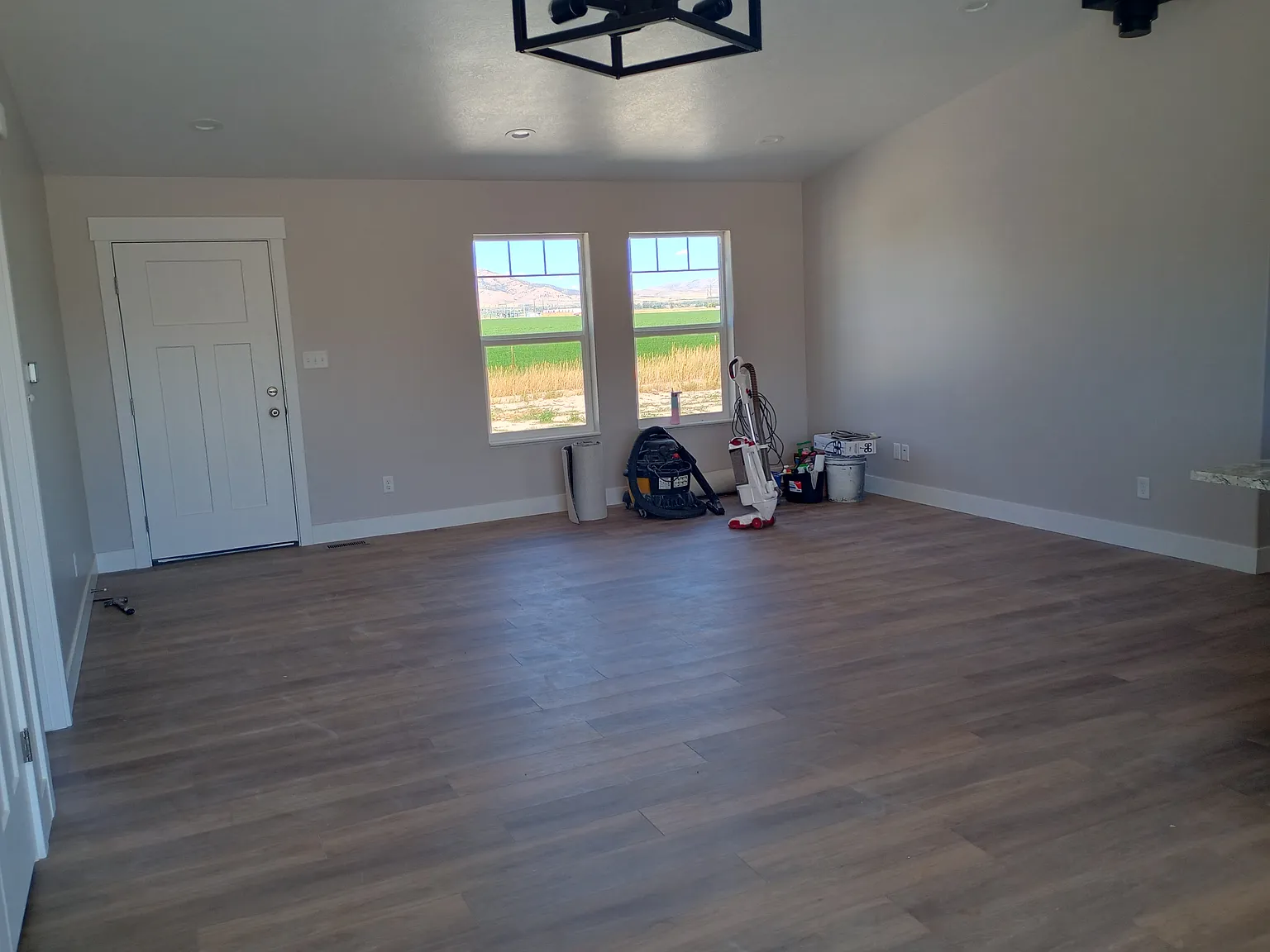3 bed, 1470 sqft, $1,500 — Photo 4