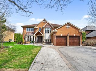 409 Alex Doner Dr, Newmarket, ON L3X 1C6