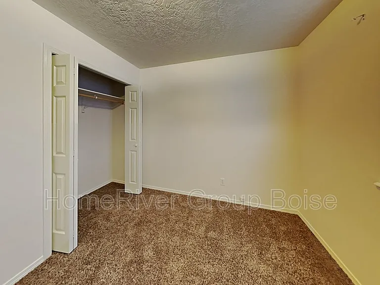 1904 W Havenwood Ave — Photo 11