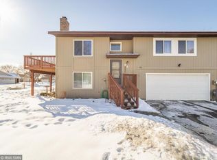 6A Oak Leaf Ln, Circle Pines, MN 55014