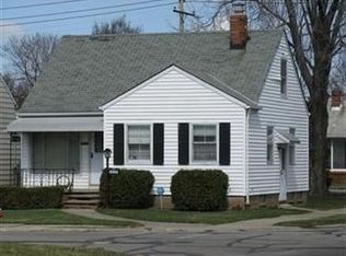 16121 Edgewood Ave, Maple Heights, OH