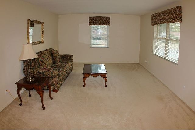 1st image of 605 Phaeton Pl