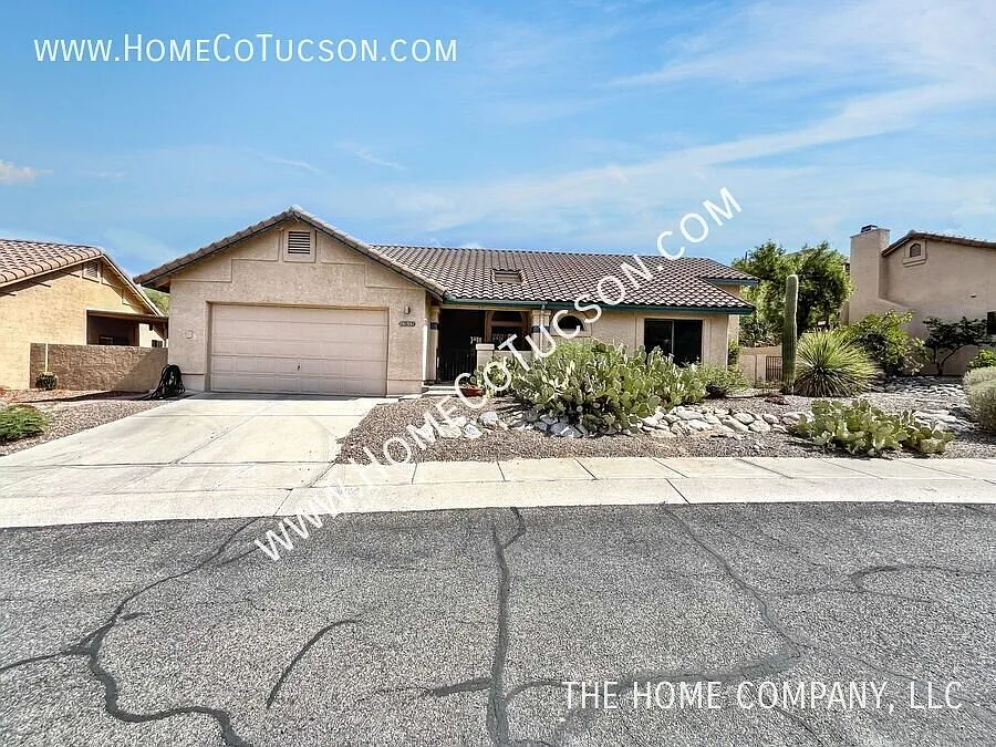 1551 E Sonoran Desert Dr