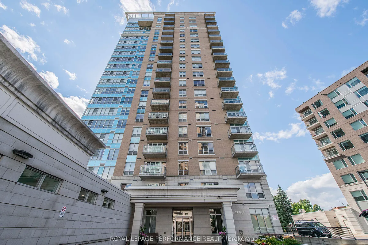 Building Photo - 70 Landry St #802