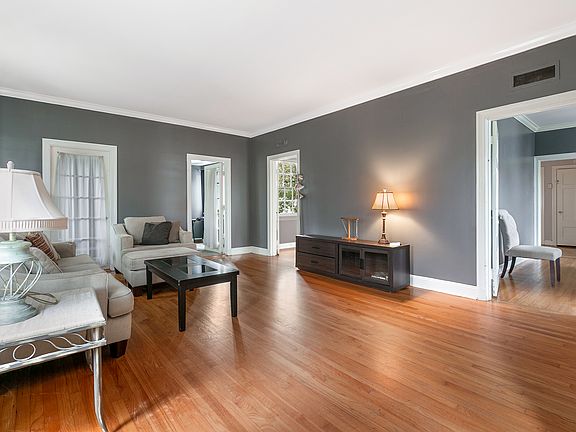 4th image of 3122 Jefferson Ave