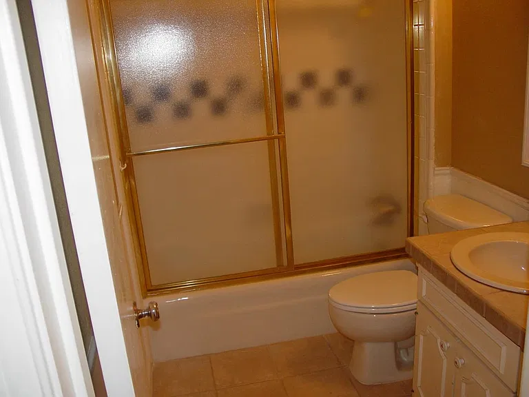 9828 Valley Meadow Ct — Photo 10
