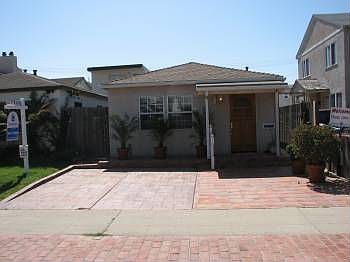 1st image of 949 Thomas Ave